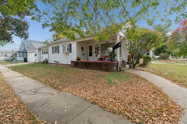 $165,000 | 1424 Roosevelt Avenue, Beloit, WI 53511