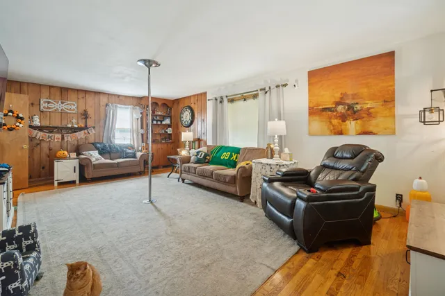 $165,000 | 1424 Roosevelt Avenue, Beloit, WI 53511