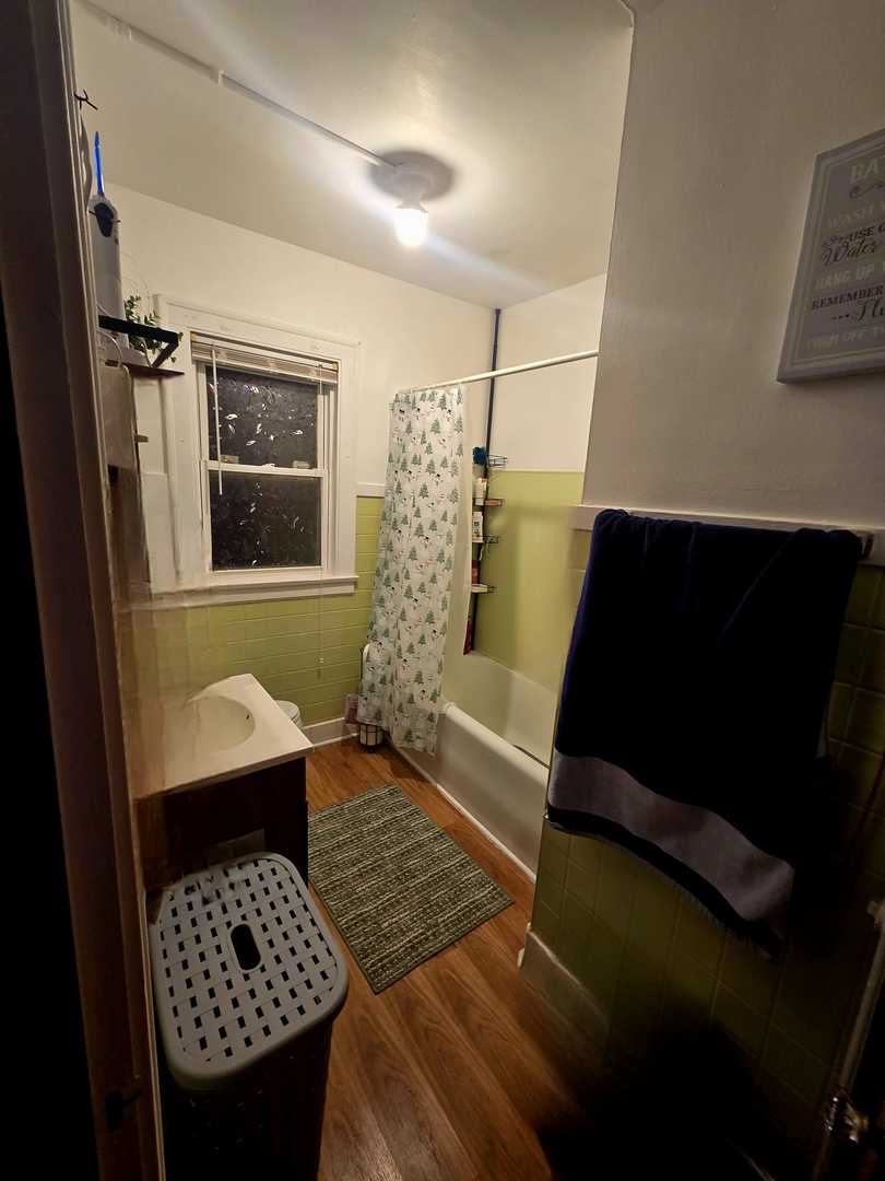 1014 East Prairie Avenue, Unit 2FW Des Plaines, IL 60016 - Photo 8 of 9