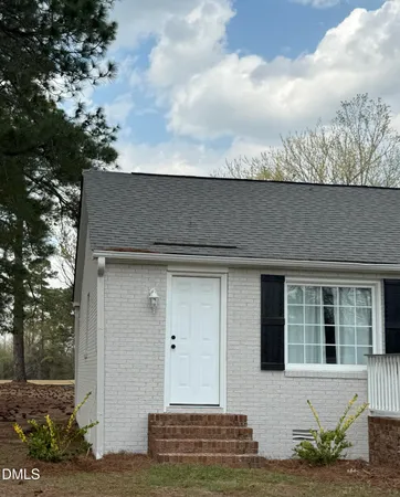 $304,900 | 2122 Godwin Lake Road, Benson, NC 27504