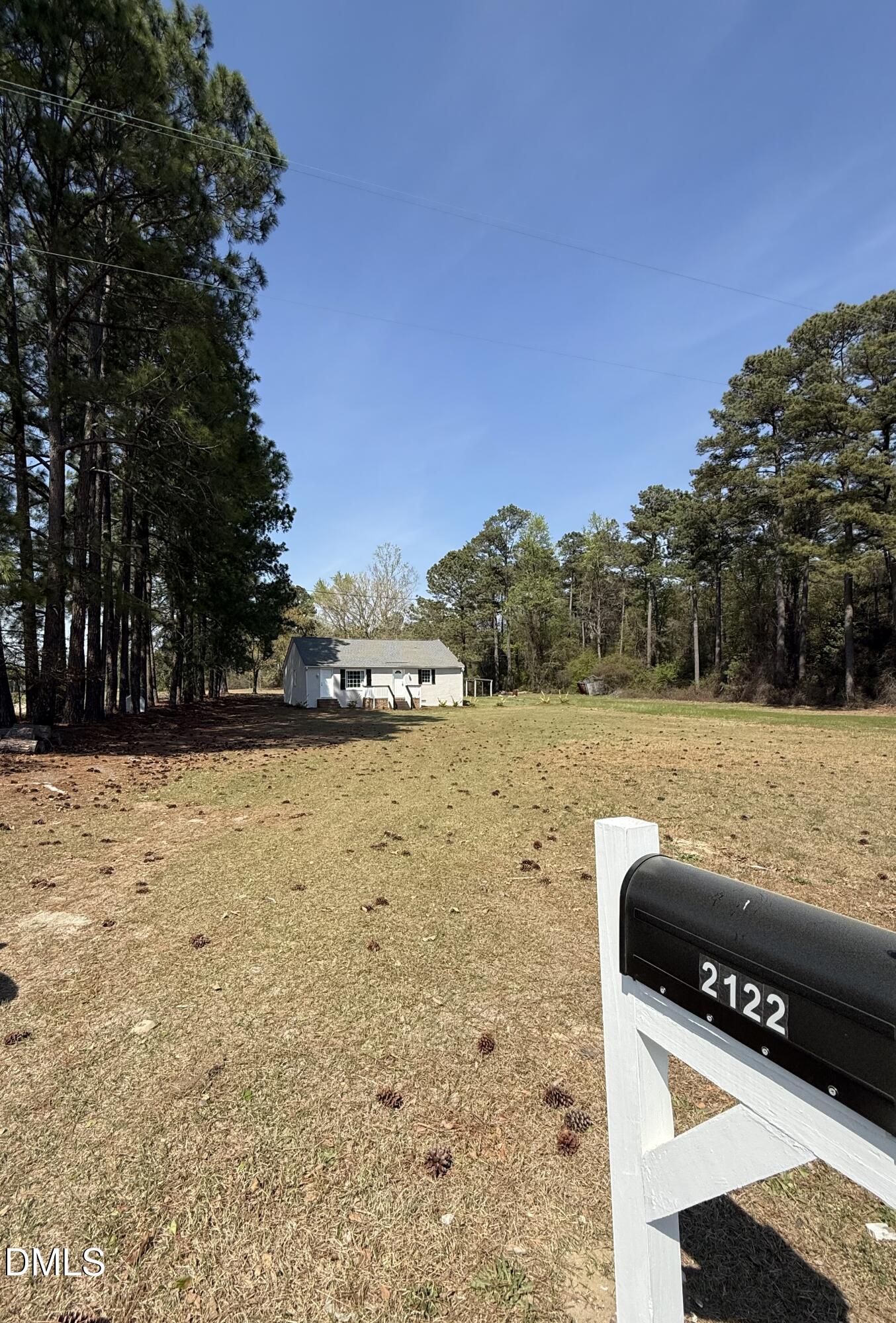 2122 Godwin Lake Road Benson, NC 27504 - Photo 6 of 35 IMG_E3236