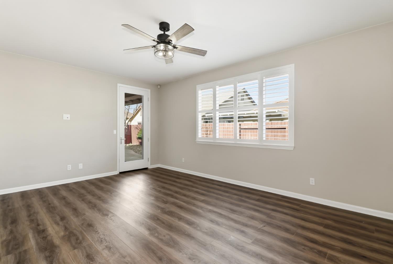 9644 Oakham Way Elk Grove, CA 95757 - Photo 27 of 77