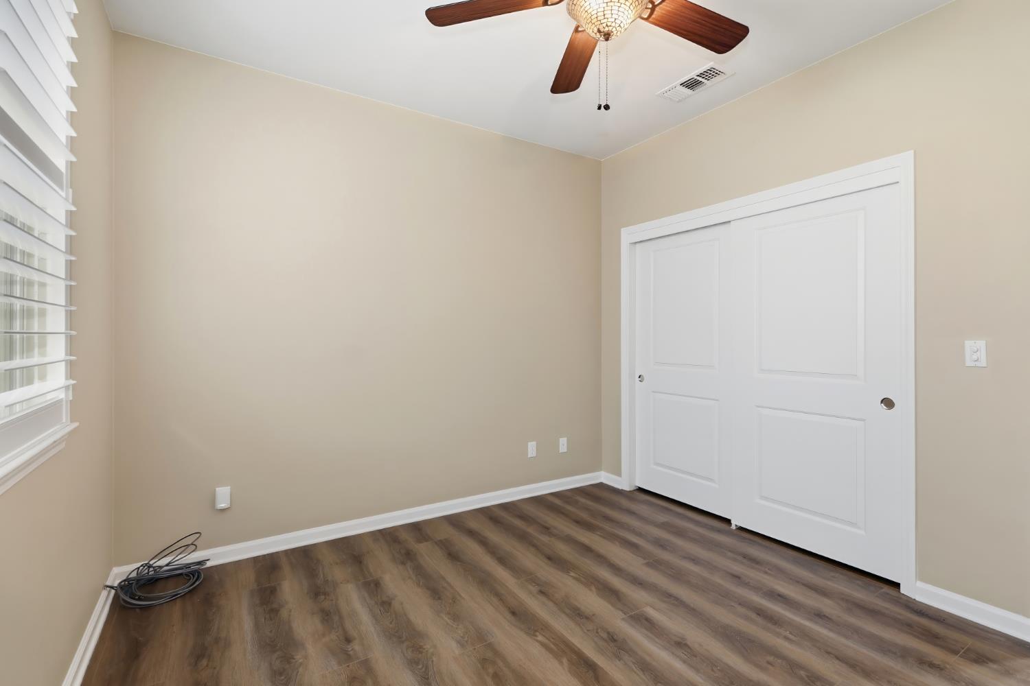 9644 Oakham Way Elk Grove, CA 95757 - Photo 36 of 77