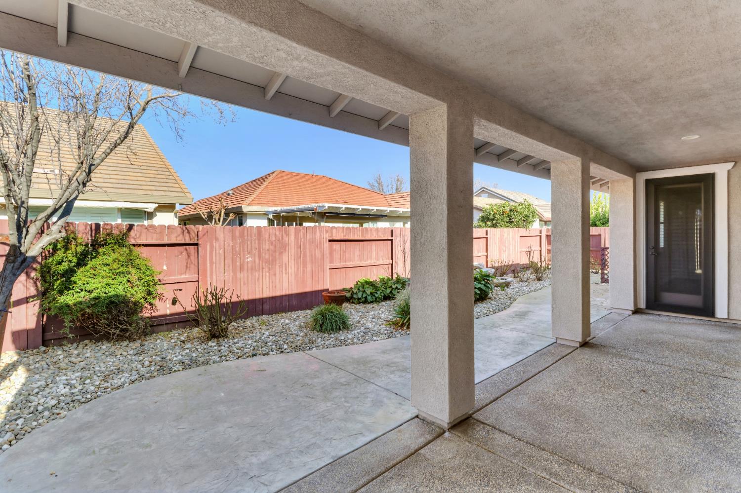 9644 Oakham Way Elk Grove, CA 95757 - Photo 39 of 77 Low maintenance back yard