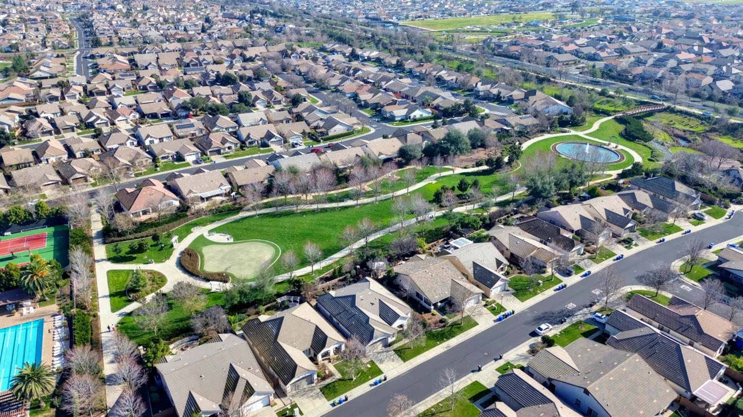 9644 Oakham Way Elk Grove, CA 95757 - Photo 70 of 77