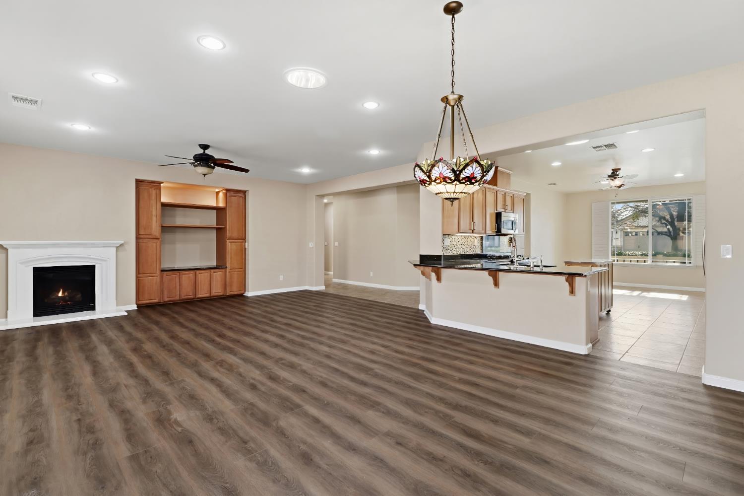 9644 Oakham Way Elk Grove, CA 95757 - Photo 9 of 77