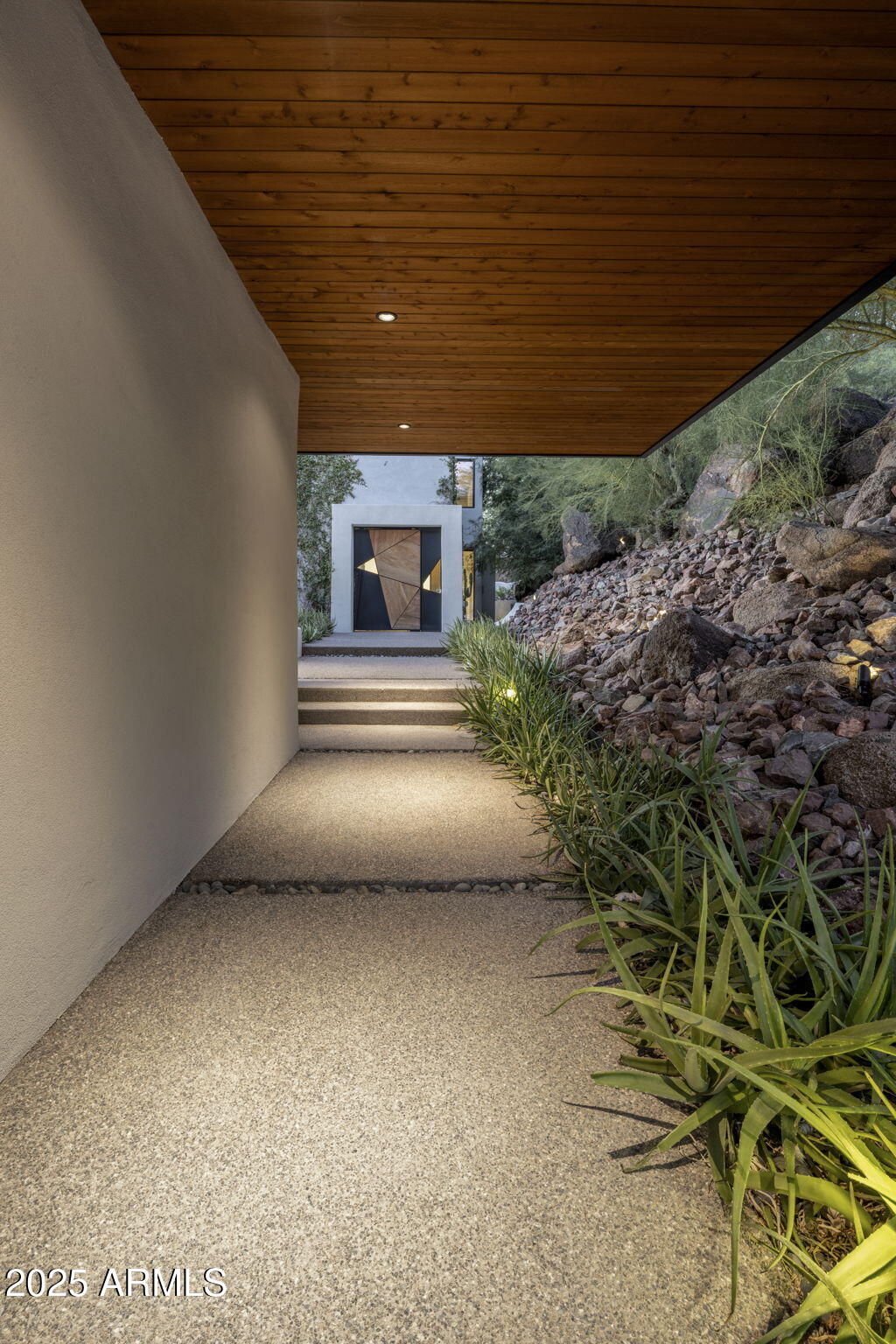5419 East Valle Vista Road Phoenix, AZ 85018 - Photo 17 of 71 Valle Vista Hillside