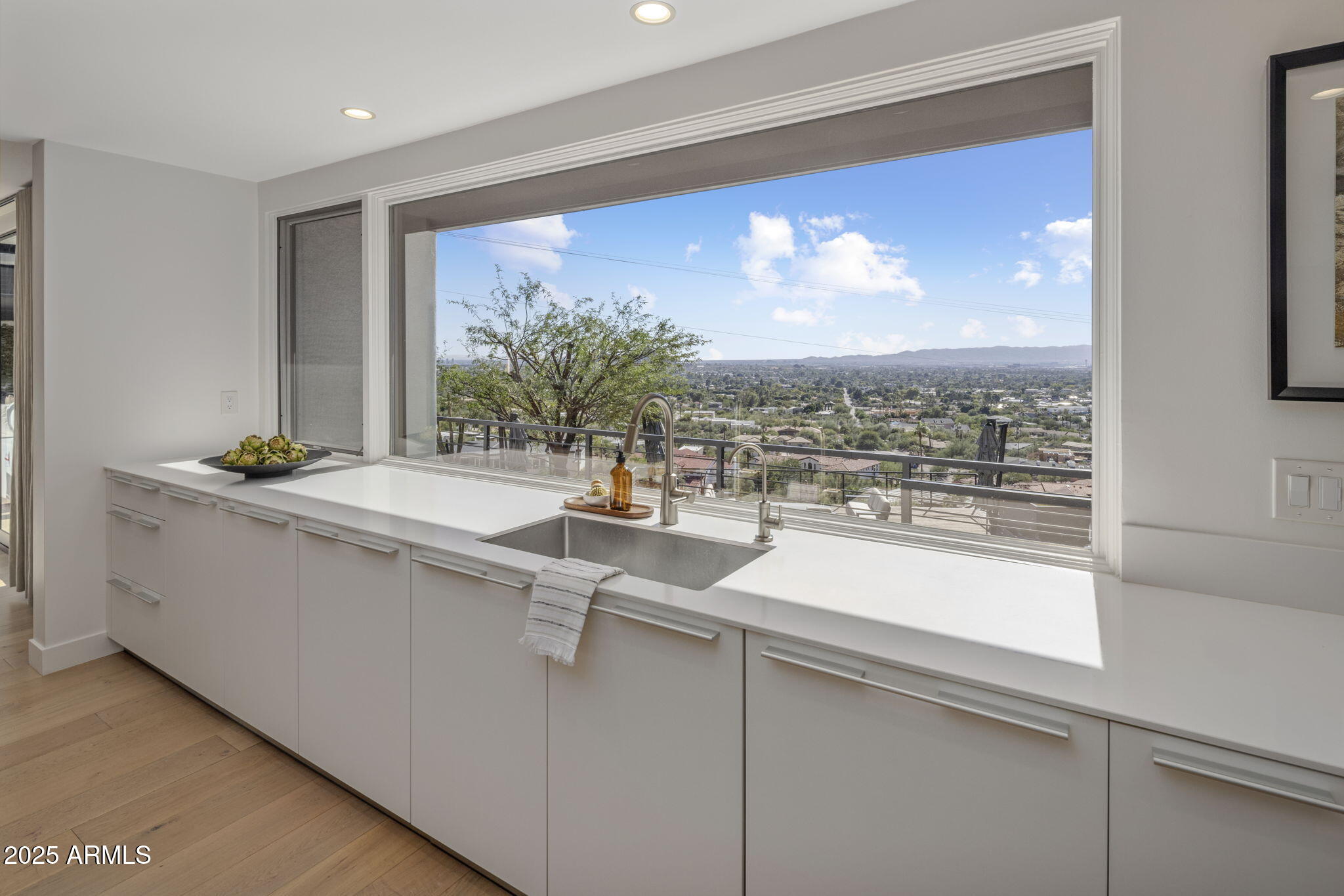 5419 East Valle Vista Road Phoenix, AZ 85018 - Photo 26 of 71 Valle Vista Hillside