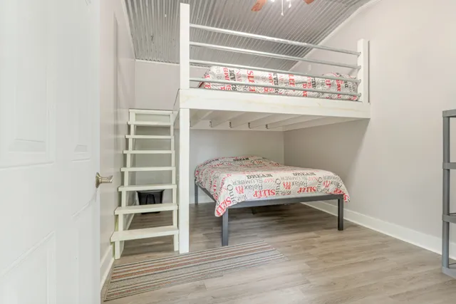 $469,900 | 4053 Deer Creek Road, Linden, TN 37096