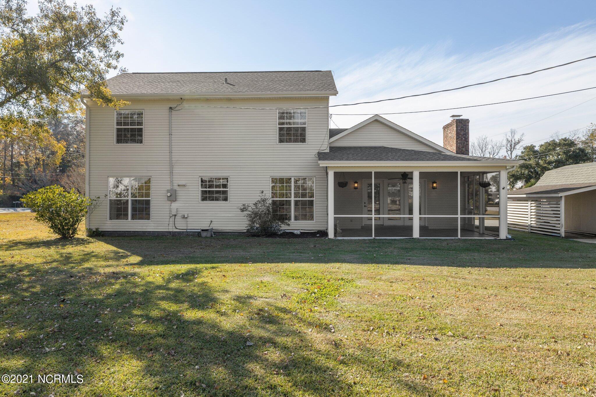 110 Wallace Road Beaufort, NC 28516 - Photo 39 of 42 Rear view