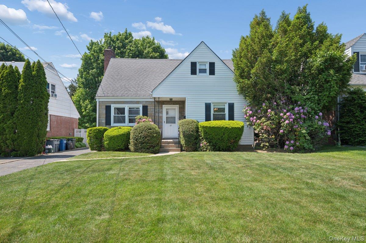 65 Lyons Road Scarsdale, NY 10583 - Photo 1 of 1 Gallery Image 1
