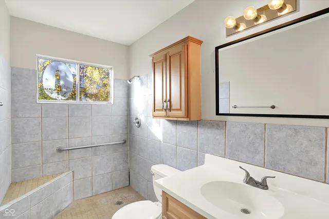 $185,000 | 1905 Dequincy Street, Indianapolis, IN 46218