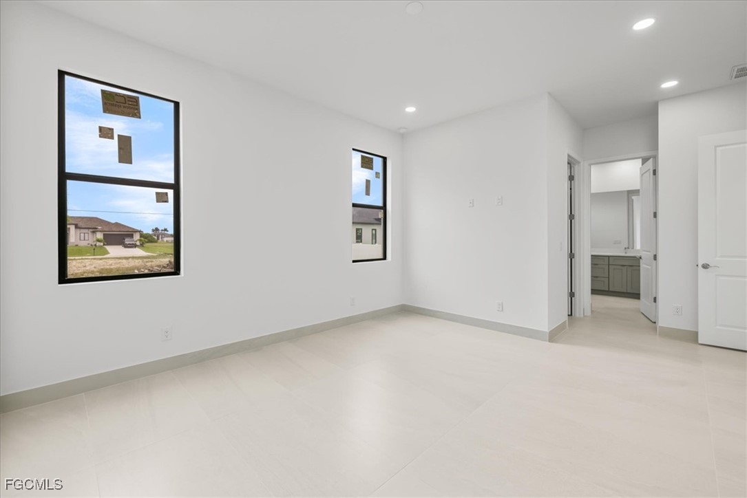 4333 Northwest 33rd Lane Cape Coral, FL 33993 - Photo 12 of 27