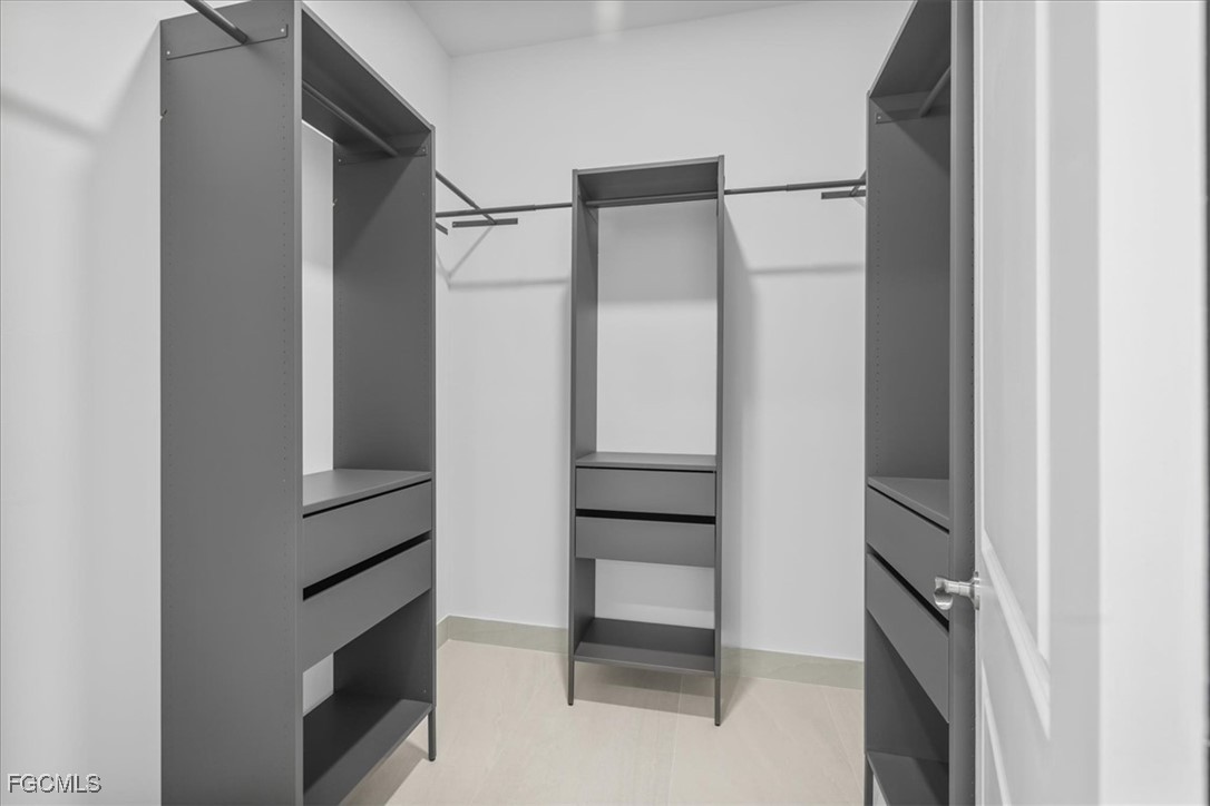 4333 Northwest 33rd Lane Cape Coral, FL 33993 - Photo 16 of 27