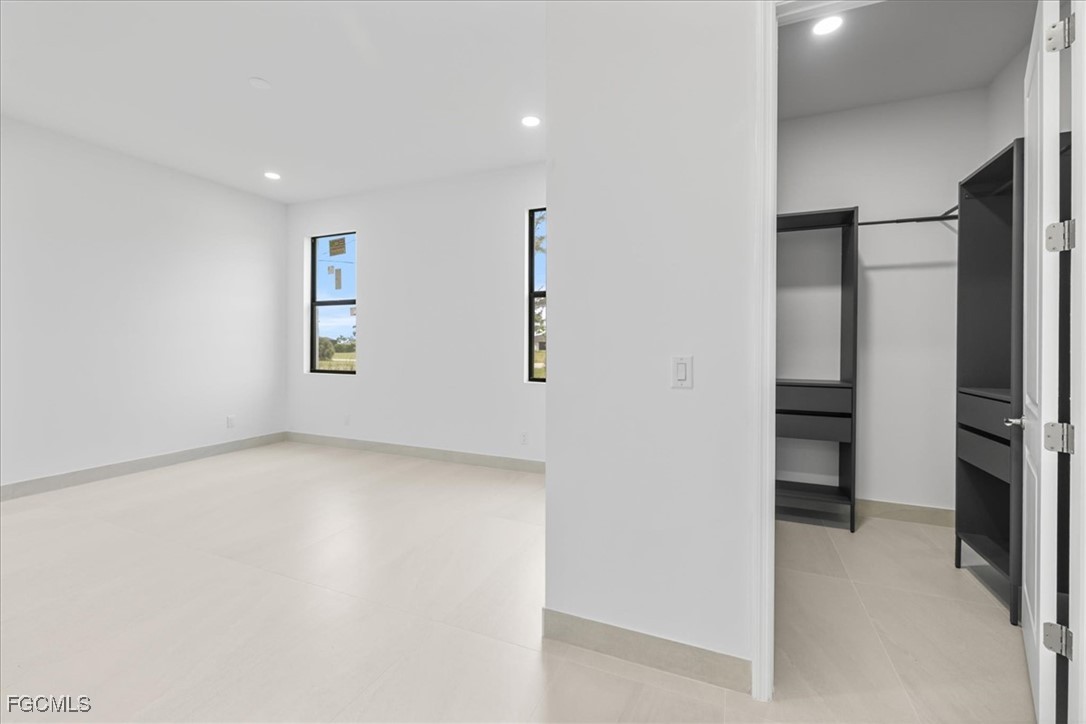 4333 Northwest 33rd Lane Cape Coral, FL 33993 - Photo 17 of 27