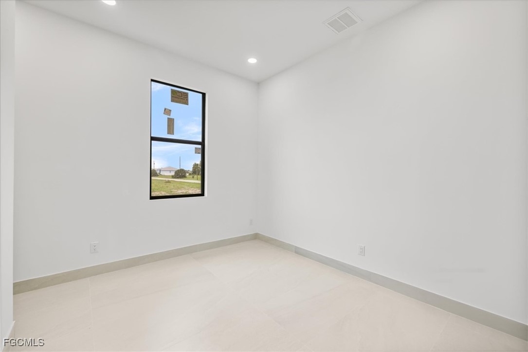 4333 Northwest 33rd Lane Cape Coral, FL 33993 - Photo 19 of 27