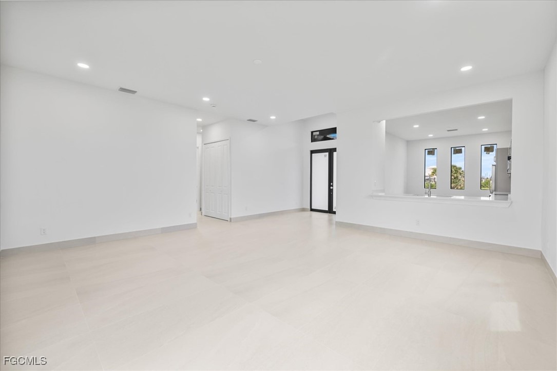 4333 Northwest 33rd Lane Cape Coral, FL 33993 - Photo 5 of 27