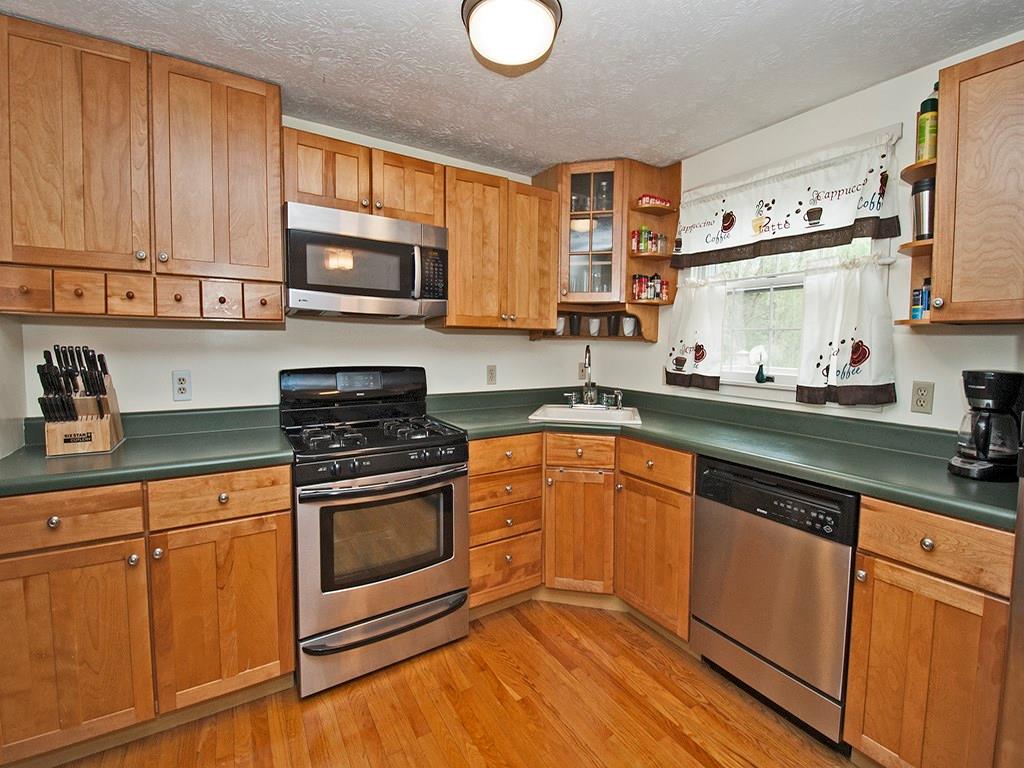 129 Fox Run Road Cranberry Township, PA 16066 - Photo 2 of 22 Gallery Image 2
