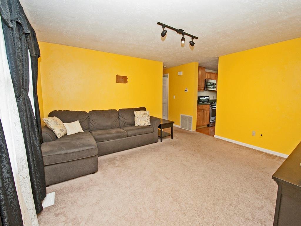 129 Fox Run Road Cranberry Township, PA 16066 - Photo 7 of 22 Gallery Image 7