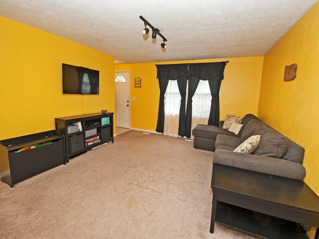 129 Fox Run Road Cranberry Township, PA 16066 - Photo 9 of 22 Gallery Image 9
