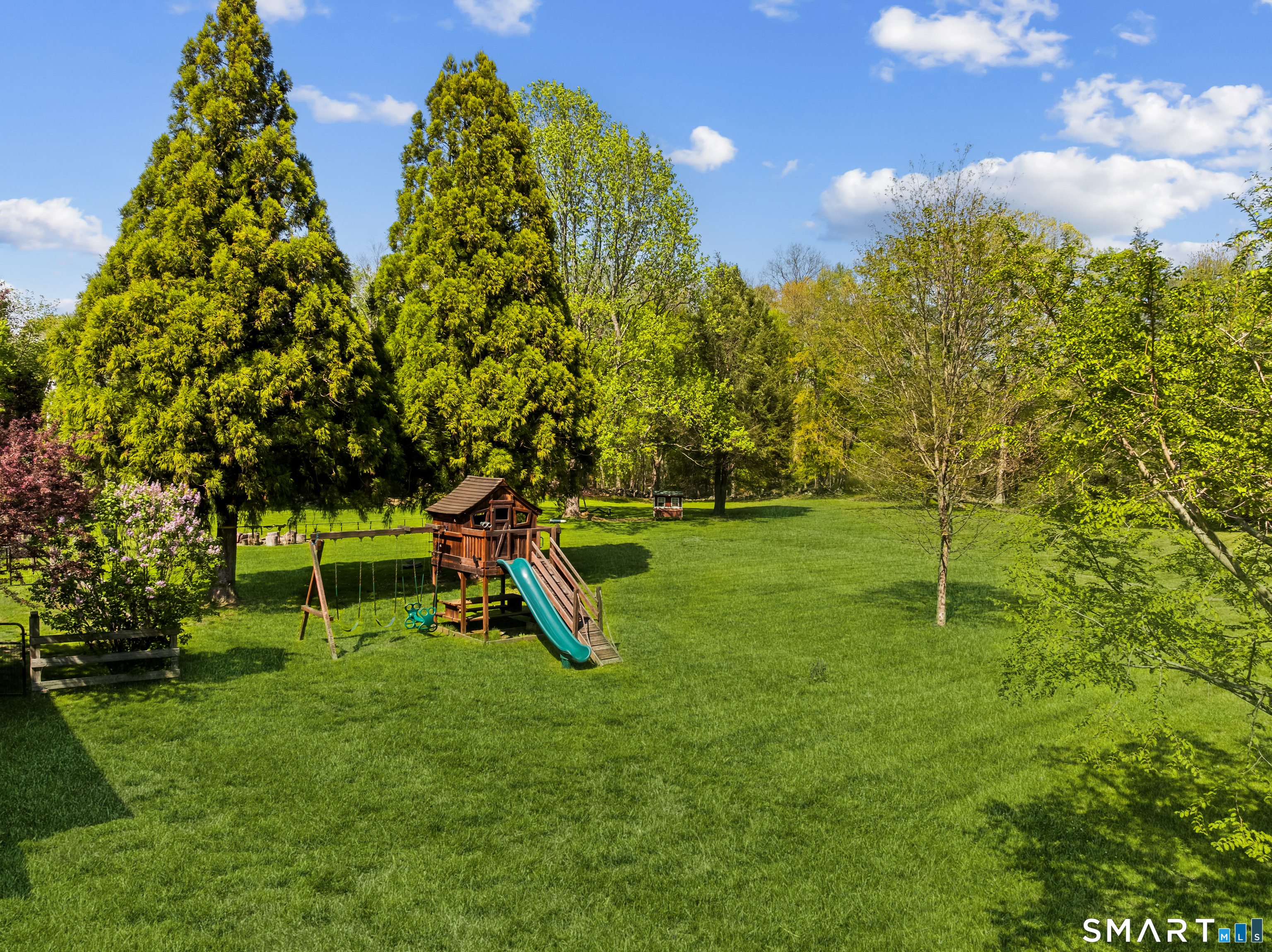 3808 Redding Road Fairfield, CT 06824 - Photo 37 of 40