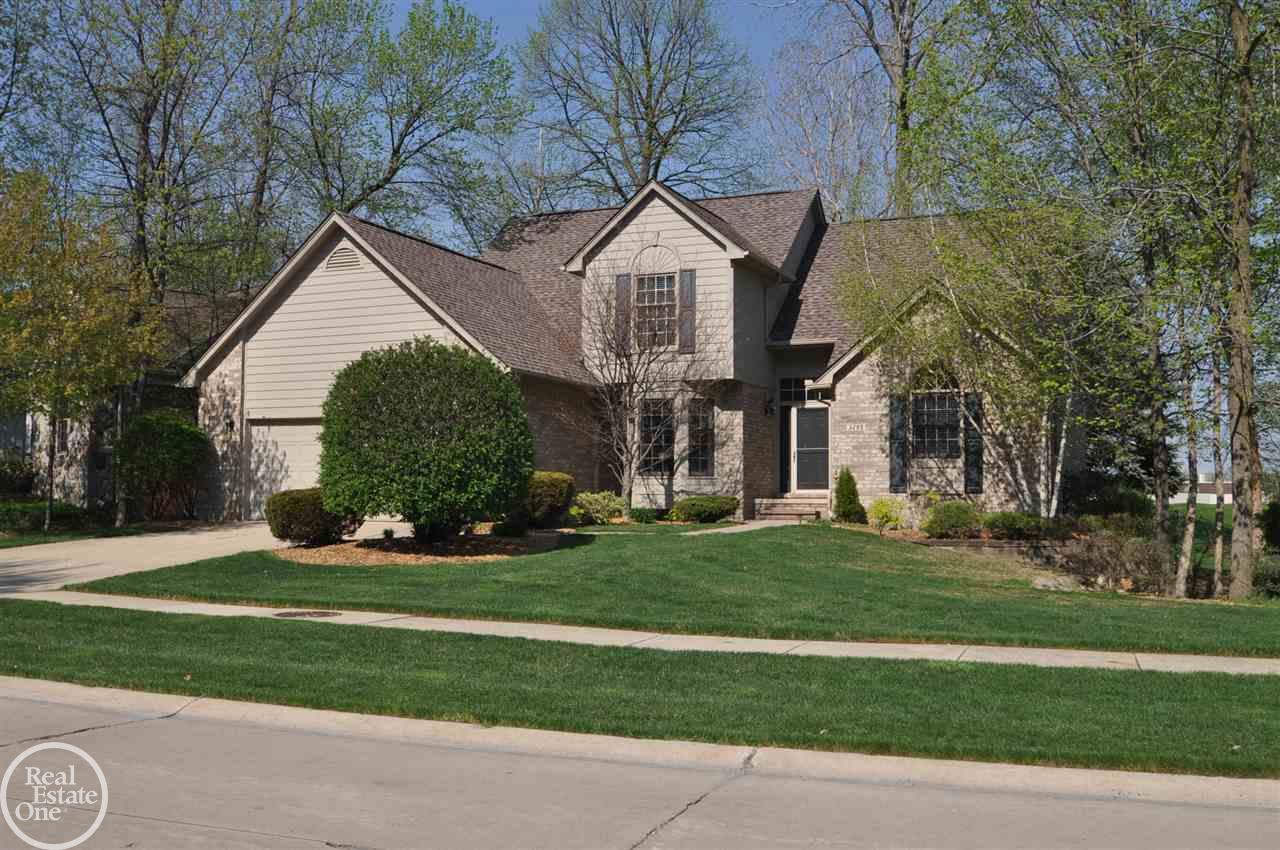 3295 Fulham Drive Rochester Hills, MI 48309 - Photo 1 of 27