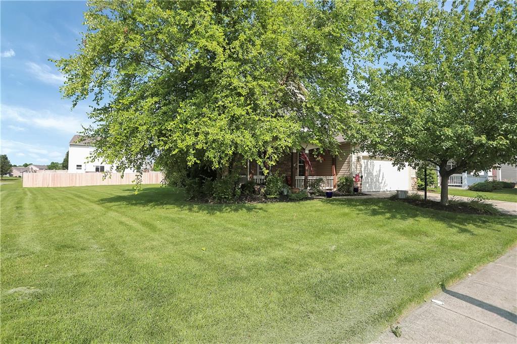 12426 Schoolhouse Road Fishers, IN 46037 - Photo 2 of 51 Gallery Image 2