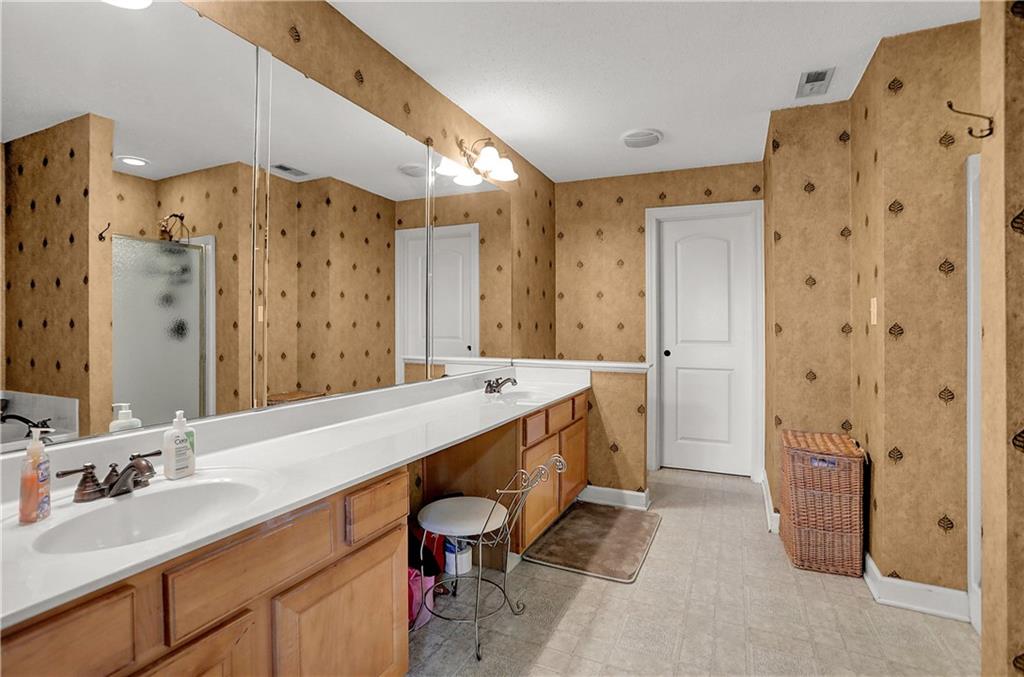 12426 Schoolhouse Road Fishers, IN 46037 - Photo 36 of 51 Gallery Image 36