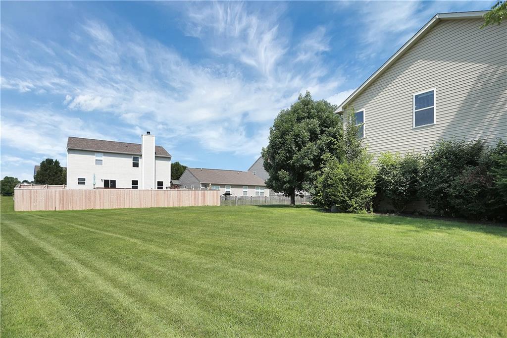 12426 Schoolhouse Road Fishers, IN 46037 - Photo 46 of 51 Gallery Image 46