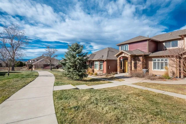 $700,000 | 8555 Gold Peak Drive, Unit B, Highlands Ranch, CO 80130