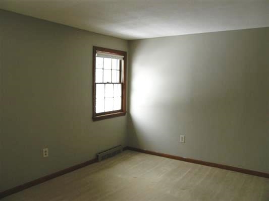 1 Wellesley Road Nashua, NH 03062 - Photo 5 of 10 Gallery Image 5