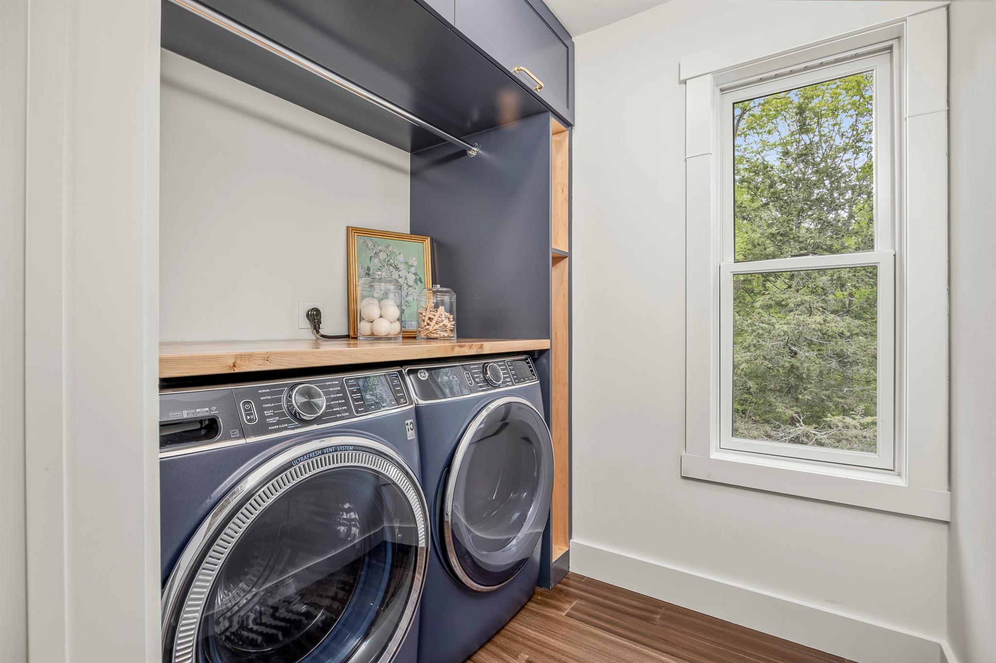 16 Anderson Road Pawling, NY 12564 - Photo 20 of 47 a utility room with mirror dryer and washer