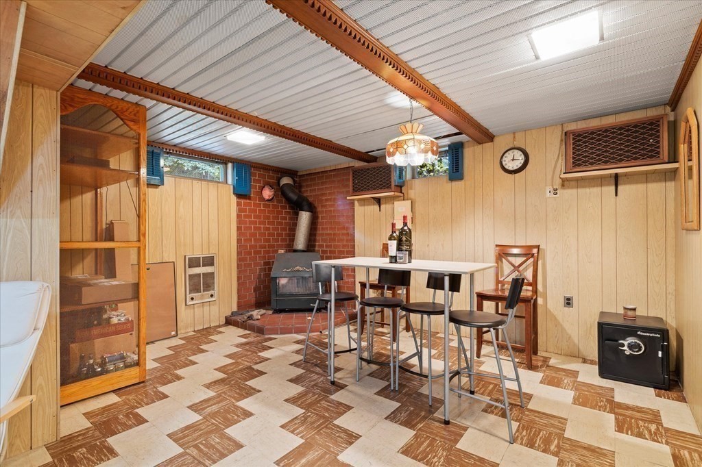 23 Fay Street Chicopee, MA 01020 - Photo 25 of 32 a dining room with furniture and a rug