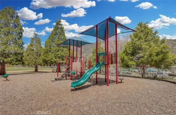 $69,999 | 2209 Cypress Way, Pine Mountain Club, CA 93222