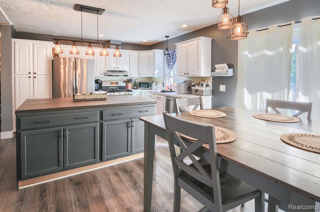5986 Fish Lake Road North Branch, MI 48461 - Photo 5 of 30