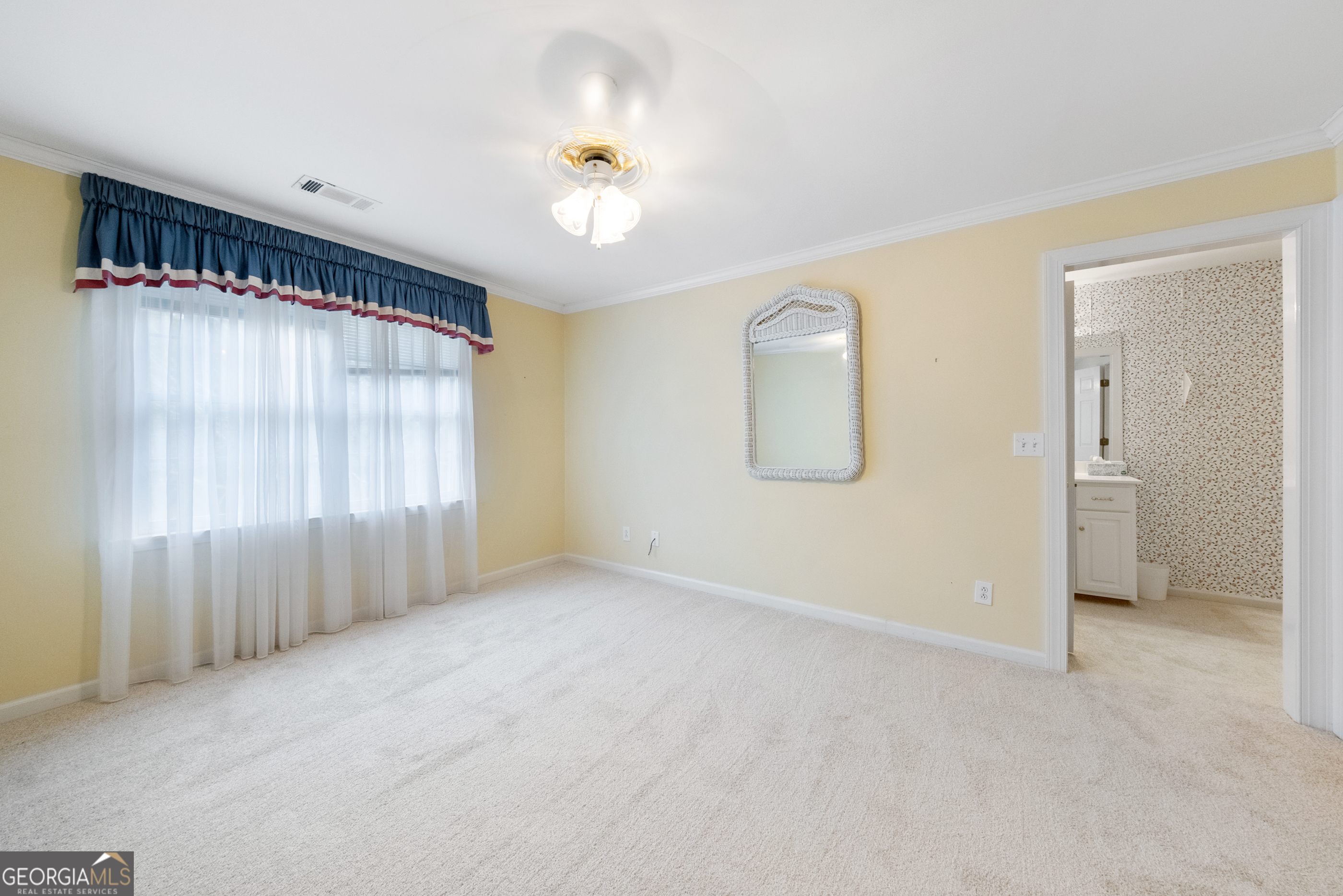 112 Covington Place Macon, GA 31210 - Photo 69 of 76 a view of an empty room with a window