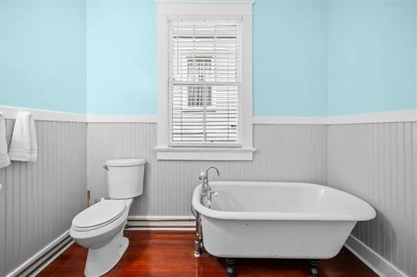 $3,100 | 2608 Magazine Street, New Orleans, LA 70130