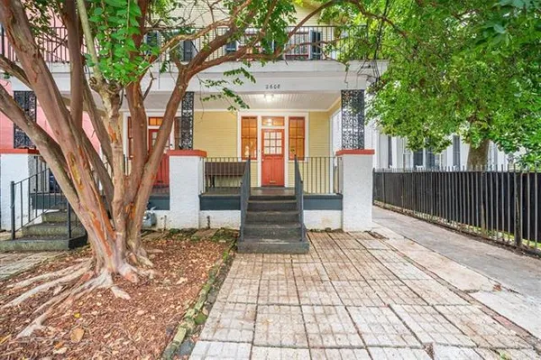 $3,100 | 2608 Magazine Street, New Orleans, LA 70130