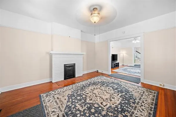 $3,100 | 2608 Magazine Street, New Orleans, LA 70130