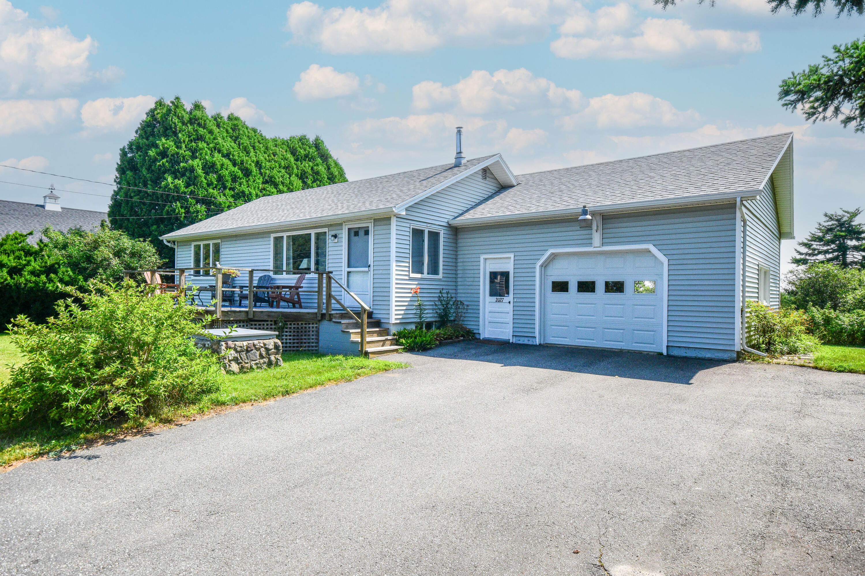 2027 Harpswell Islands Road Harpswell, ME 04003 - Photo 3 of 31 3