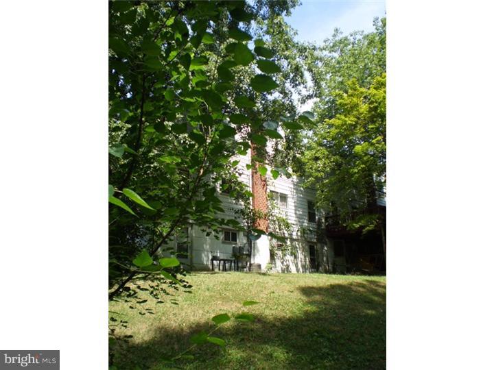 1345 Rainer Road Brookhaven, PA 19015 - Photo 11 of 12 Exterior Back