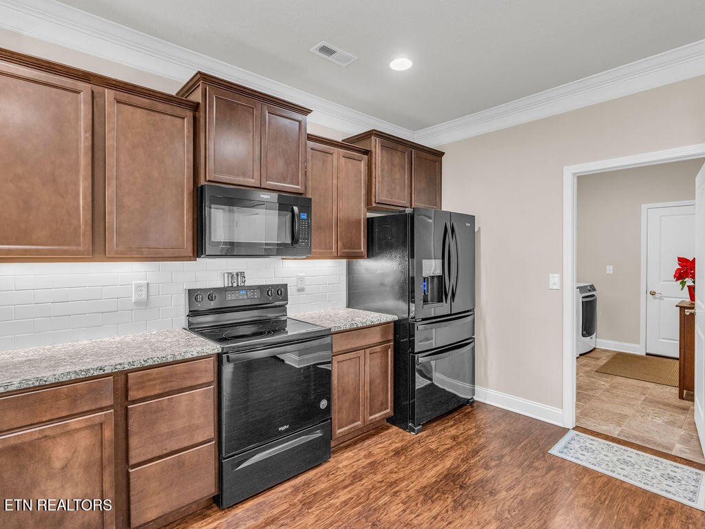 131 Hardinberry Street Oak Ridge, TN 37830 - Photo 13 of 35 Gallery Image 13
