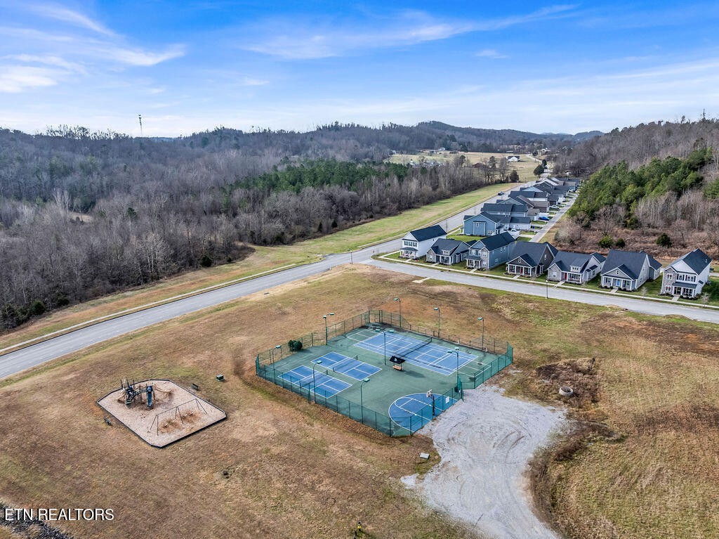131 Hardinberry Street Oak Ridge, TN 37830 - Photo 34 of 35 Gallery Image 34