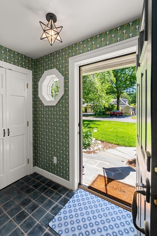 99 Parker Road Wellesley, MA 02482 - Photo 3 of 37