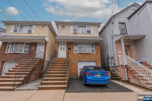 $700,000 | 349 North 2nd Street, East Newark, NJ 07029