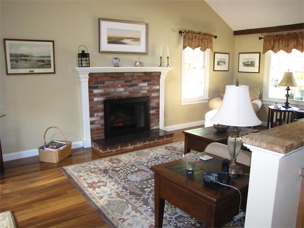 86 Alton Street Walpole, MA 02081 - Photo 13 of 26
