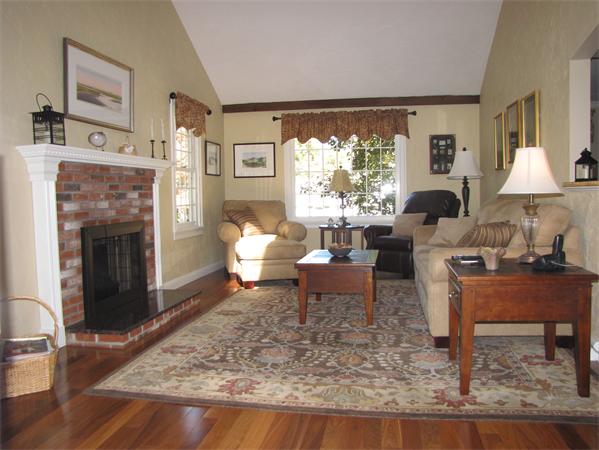 86 Alton Street Walpole, MA 02081 - Photo 14 of 26
