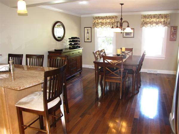 86 Alton Street Walpole, MA 02081 - Photo 9 of 26
