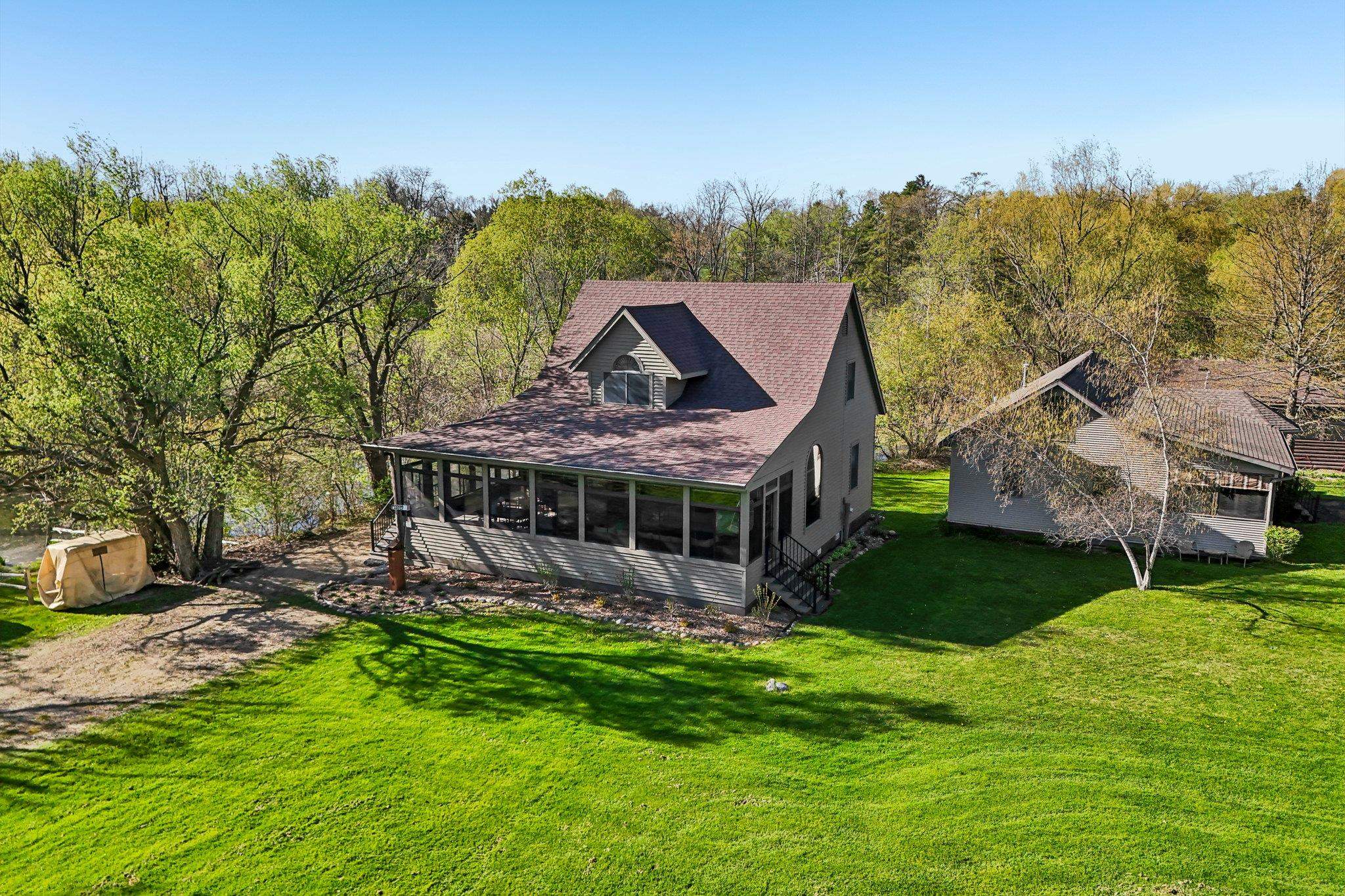 W9304 Ripley Road Cambridge, WI 53523 - Photo 46 of 56