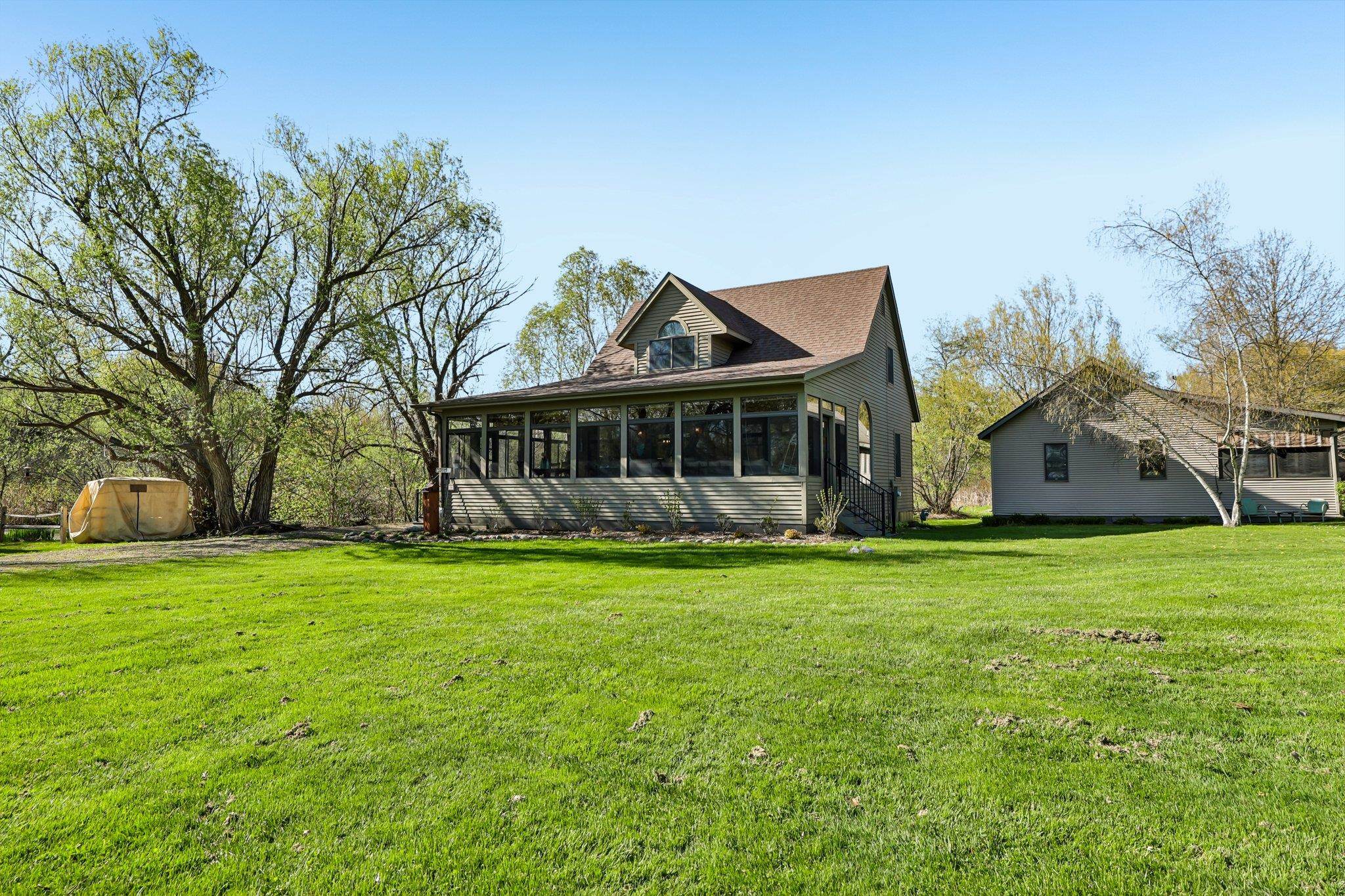 W9304 Ripley Road Cambridge, WI 53523 - Photo 5 of 56